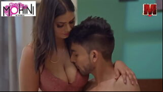Indian Desi Beautyful Sister In Law Fucking Hairy Pussy in Saree Video